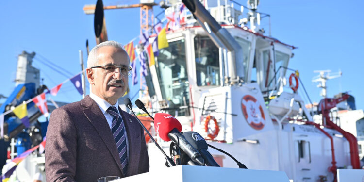 Türk ticaret deniz filosu 5 katın üzerinde büyüdü