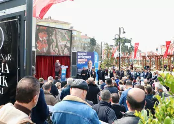 Türkan şoray ve fatma girik parkı törenle açıldı