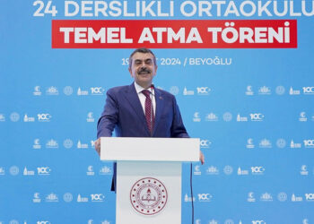 Türkiye'de okul ve derslik sayısı ikiye katlandı