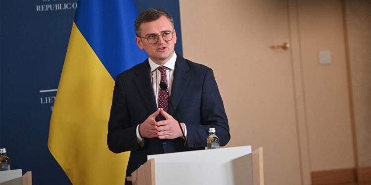 Bayrağımız sarı ve mavidir