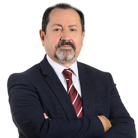 Yeditepe Üniversitesi Eczacılık Fakültesi Farmakoloji Anabilim Dalı Başkanı Prof. Dr. Turgay Çelik, hasta ve aşırı yaşlıların Ramazan ayında ilaçlarını aksatmamaları gerektiğini söyledi.