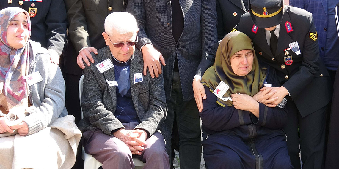 Uçak kazasında şehit olan Güven, toprağa verildi