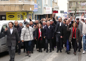 Ümit Özdağ: Oyları değil vatanı bölmeyelim