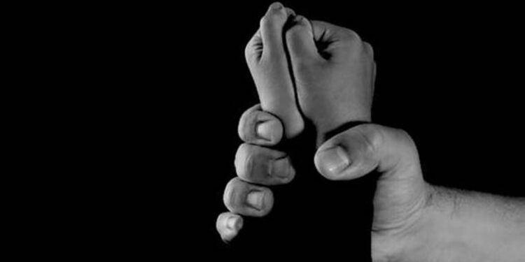 Üvey toruna cinsel istismara 62,5 yıla kadar hapis talebi