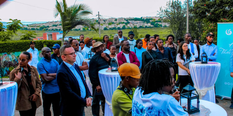 YEE, Ruanda'da ebru atölyesi etkinliği düzenledi