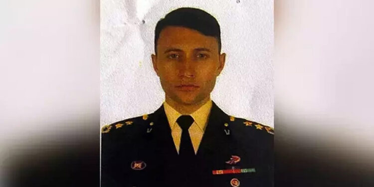 Yarbay Gökhan Ünyeli,  veda mektubu bırakıp intihar etti