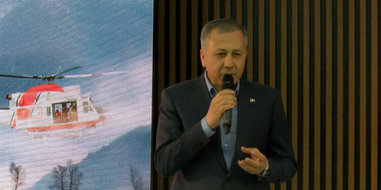 Yerlikaya: 421 organize suç örgütü çökertildi