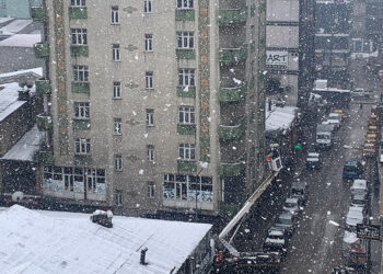 Yüksekova'da kar yağışı