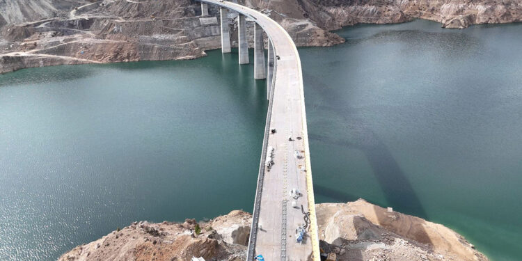 Yusufeli, bayramda ‘Boğaz Köprüsü’ne kavuşuyor