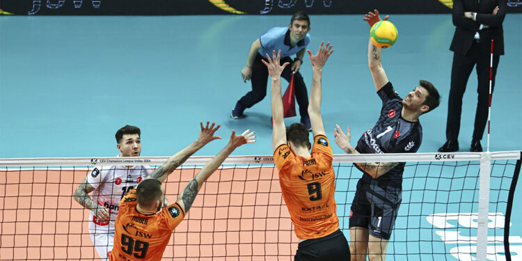 Ziraat Bankkart-Jastrzebski Wegiel'e mağlup oldu