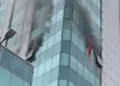 Zeytinburnu'nda iş merkezinde yangın