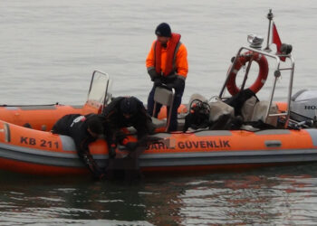 Zonguldak'ta denizde erkek cesedi buundu