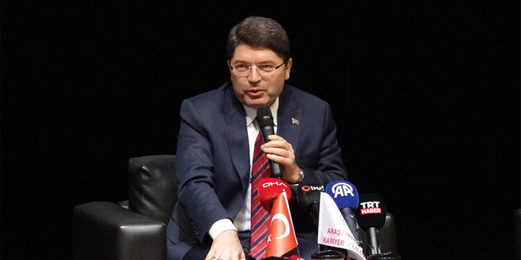 Gazze'de acil ateşkes ilan edilmesi olumlu bir adım