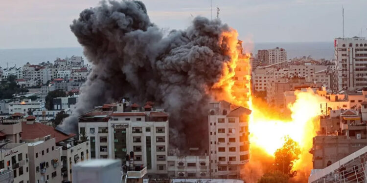 Gazze'de 31 bin 341 sivil öldü