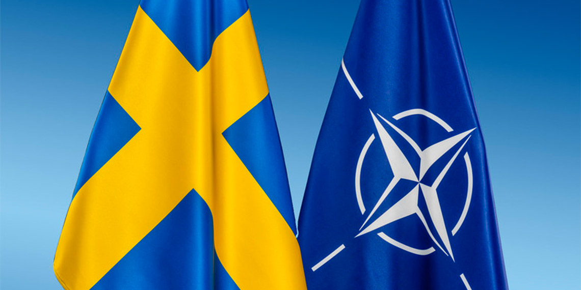 ABD’de düzenlenen giriş protokolü kabul töreniyle İsveç NATO'nun resmen 32. üyesi oldu. NATO müttefiki ülkelerin liderleri, üyeliği tebrik mesajlarıyla kutladı. ABD Başkanı Joe Biden açıklamasında, “Bugün İsveç'i NATO'nun 32. Müttefiki olarak ağırlamaktan onur duyuyorum” dedi.