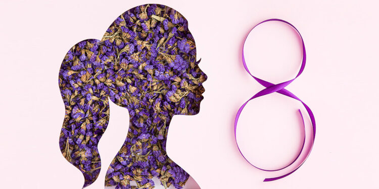 Kadın hayatın başlangıcı