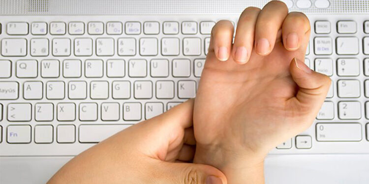 Karpal Tünel Sendromu hayatı kabusa çevirebiliyor