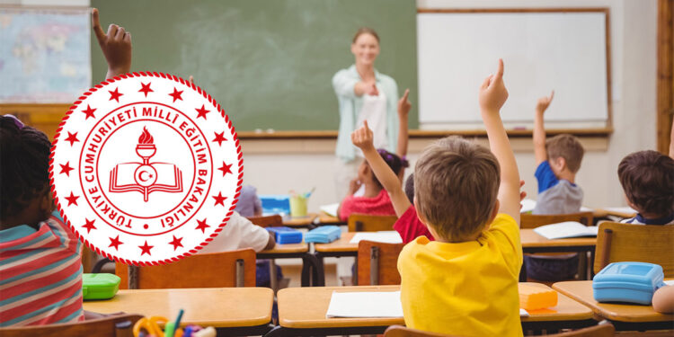 1 Nisan'da okullar tatil edildi