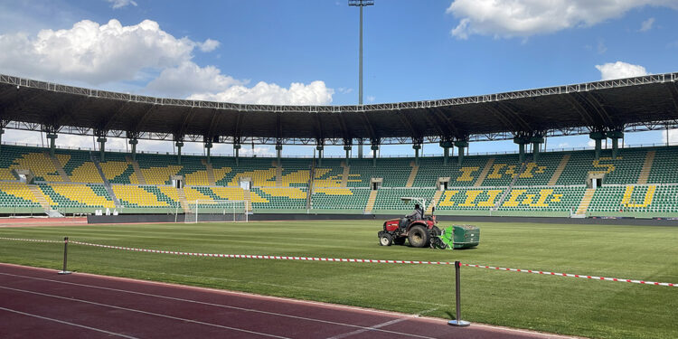 11 Nisan Stadyumu'ndaki hazırlıkların sonuna gelindi
