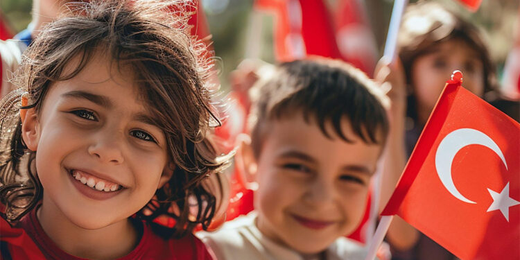 Bugün 23 Nisan hep neşeyle doluyor insan