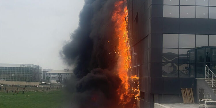 Ankara'da fabrika yangını