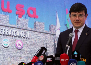 Ermenistan kendi yenilgisiyle barışmak istemiyor