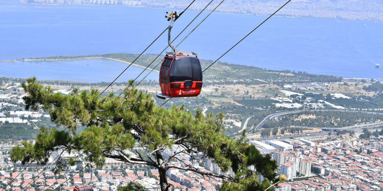 Antalya'daki kaza sonrası İzmir'deki teleferiğe ilgi düştü