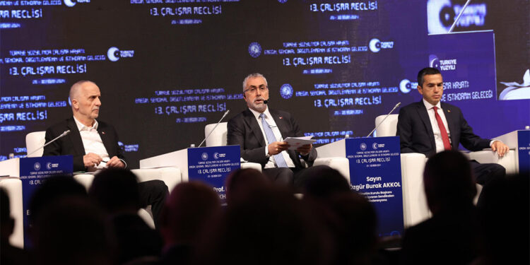 Çalışanlarımızı enflasyonun tahribatına karşı koruma anlayışımızı sürdürüyoruz