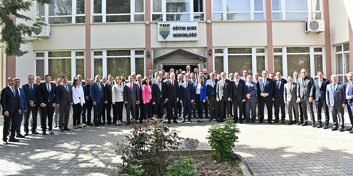 Tarım ve Orman Bakanı İbrahim Yumaklı, hububatta yeni hasat sezonunun başarılı geçmesi için Toprak Mahsulleri Ofisi (TMO) tarafından bütün hazırlıklarının tamamlandığını bildirdi.