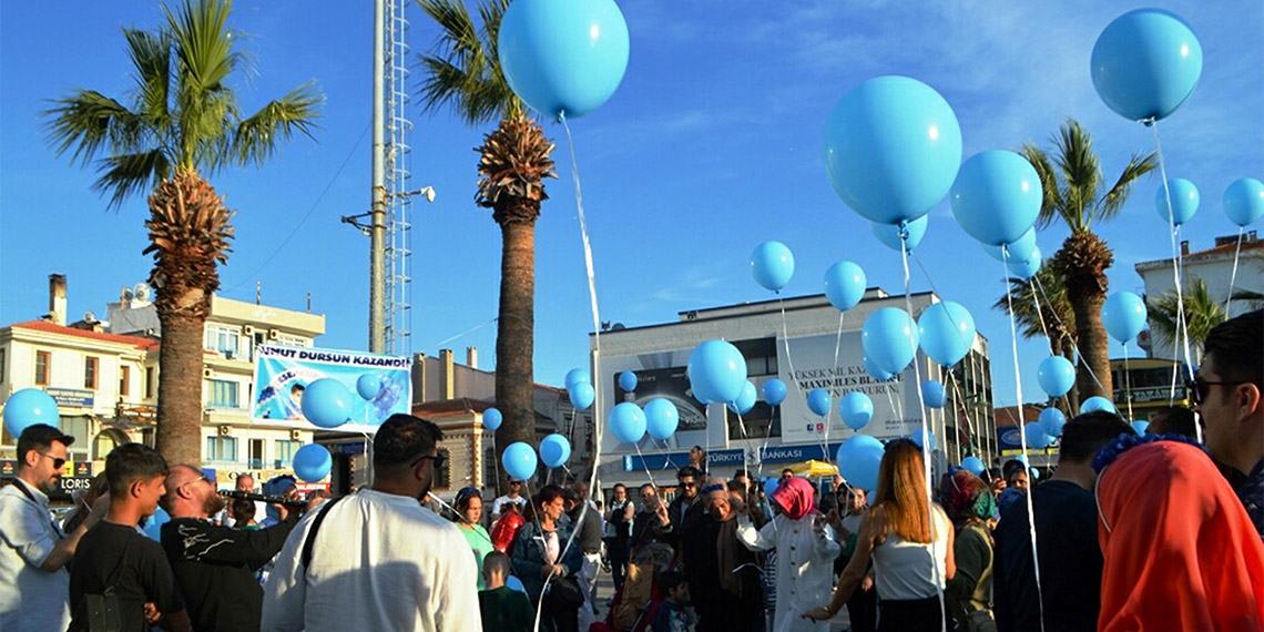 Balıkesir'in Ayvalık ilçesinde SMA'lı Umut Dursun için başlatılan kampanyada, 2 milyon dolar toplandı.