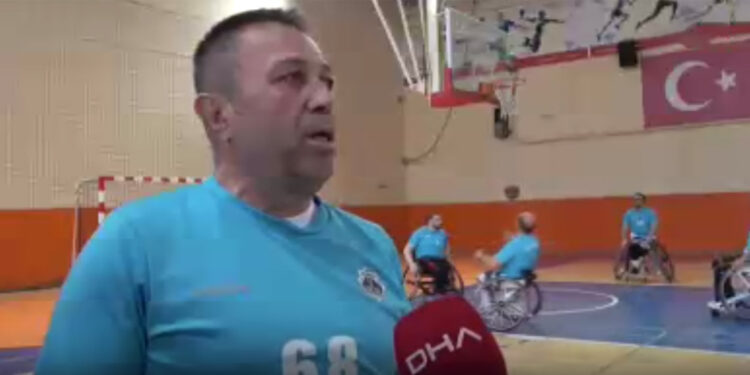 Çocuk felciyle engelli kaldı; basketbolla hayata bağlandı