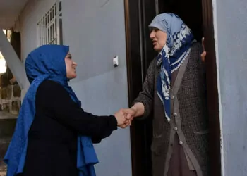 Bitlis merkezde tek kadın muhtar oldu