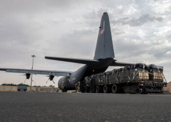 CENTCOM: Gazze'ye 50 bin gıda paketi ulaştırıldı