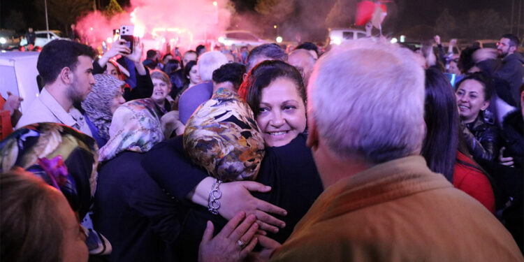 Afyonkarahisar'da CHP'li Burcu Köksal kazandı