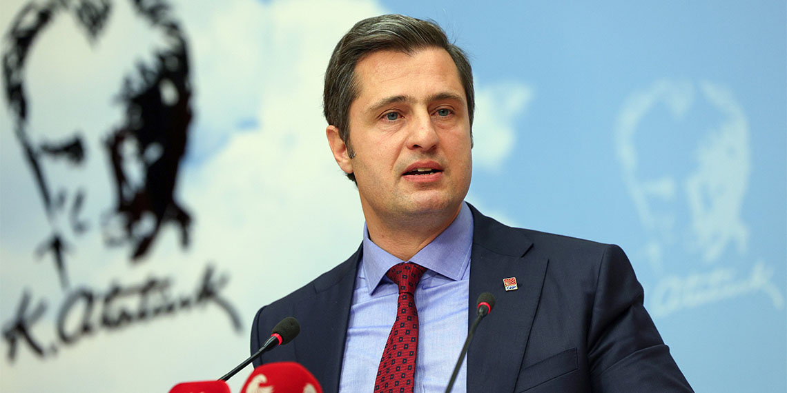 CHP Genel Başkan Yardımcısı ve Parti Sözcüsü Deniz Yücel, "Kazandığımız belediyelerde inanılmaz bir israf tablosu ortaya çıktığını bilmenizi isterim. Bazı belediyeler giderayak yağmalanmış, talan edilmiş. Hemen hemen tüm belediyelerin milyonlarca liralık borcu yeni belediye başkanlarının sırtına yüklendi" dedi.