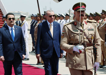 Cumhurbaşkanı Erdoğan Bağdat'a ulaştı