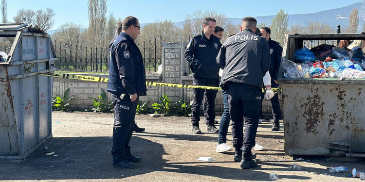 Çöp depolama alanında ölü bulundu