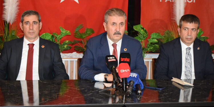 Terör örgütleri ile aralarına mesafe koymazlarsa devlet gereğini yapar