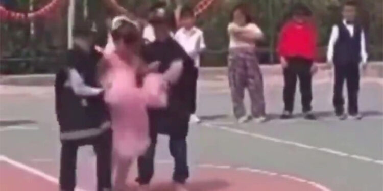 Dilan Polat'lı gösteriye soruşturma