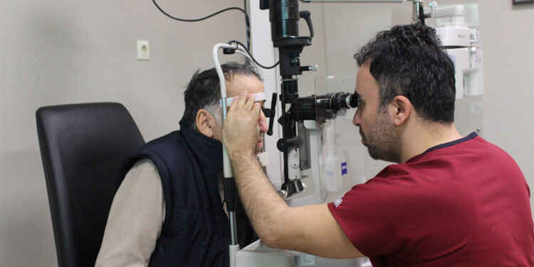 Diyabet hastaları aşırı şerbetli ya da hamurlu gıdalardan uzak durmalı