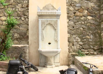 Demir kafesteki tarihi Hamidiye Çeşmesi, özgürlüğüne kavuştu