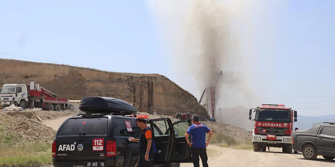 Denizli'de sondaj çalışması sırasında patlama