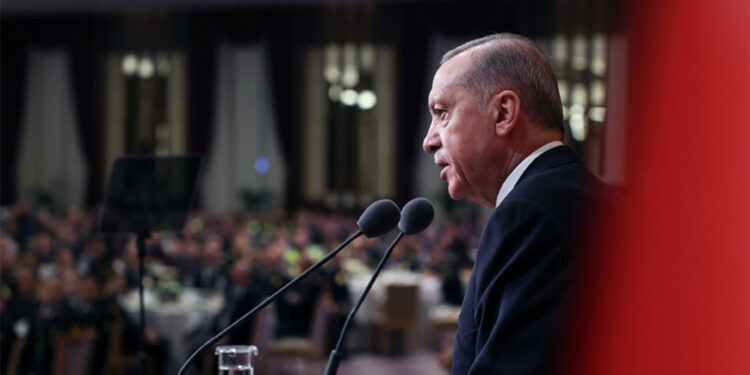 Kabinemiz görevinin başındadır