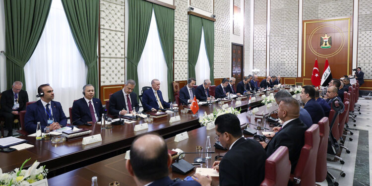 Erdoğan, Irak Başbakanı Sudani ile heyetlerarası görüştü