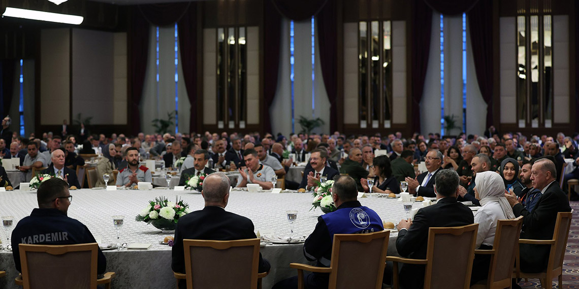 Erdoğan: Taksim Meydanı dayatmalarını masum bulmuyoruz