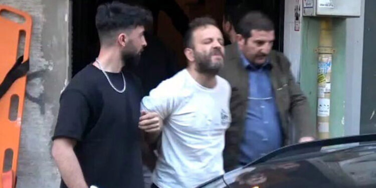 Eşini ve 2 çocuğunu rehin alan firari hükümlü tutuklandı