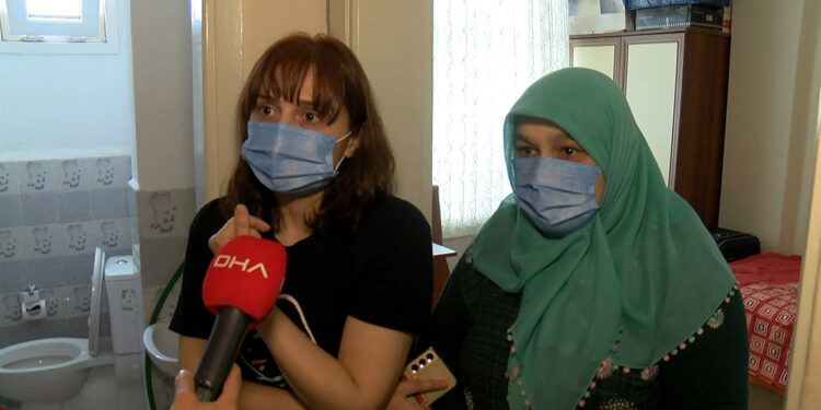 Ev sahibi kiracısının kanalizasyon giderini tıkadı