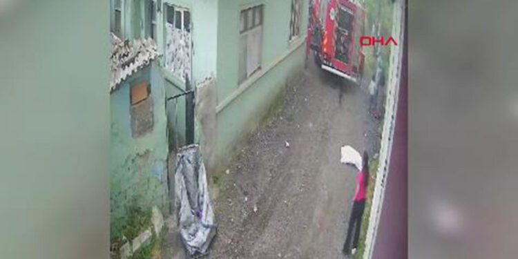 Evde çıkan yangında 3 yaşındaki Cihangir öldü