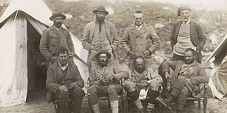 Everest'e tırmanırken kaybolan dağcının mektupları yayımlandı