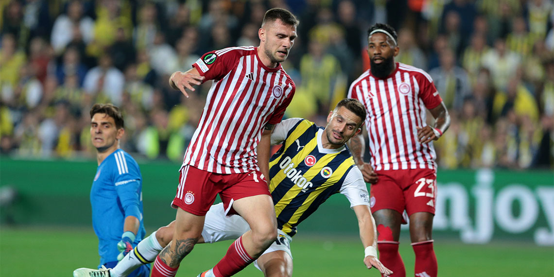 Olympiacos Teknik Direktörü Jose Luis Mendilibar, “Çok iyi ve zor bir oyun oynadık. Dayanma gücünü sonuna kadar kullandık. 10’uncu dakikada golü yedik ama dayandık. Avrupa kupalarında yarı finale kalan takımın antrenörü olduğum için kendimi mutlu ve şanslı hissediyorum” dedi.